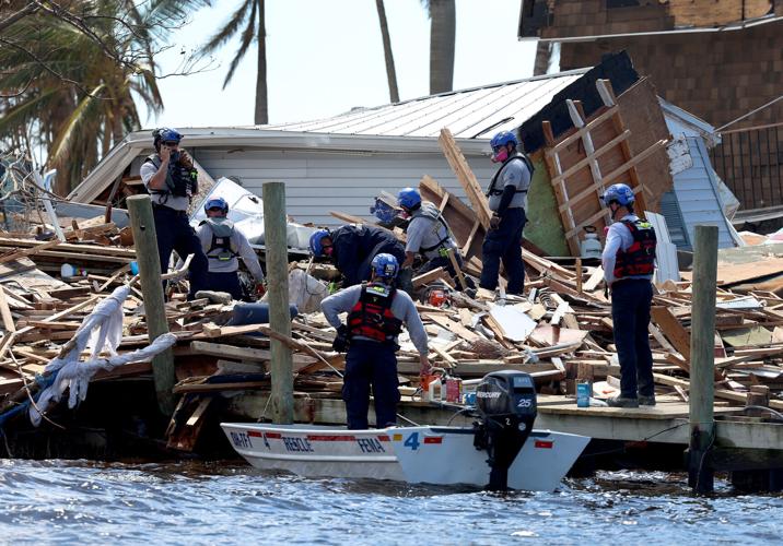Sanibel residents return to an unrecognizable island a week after Hurricane Ian's devastation